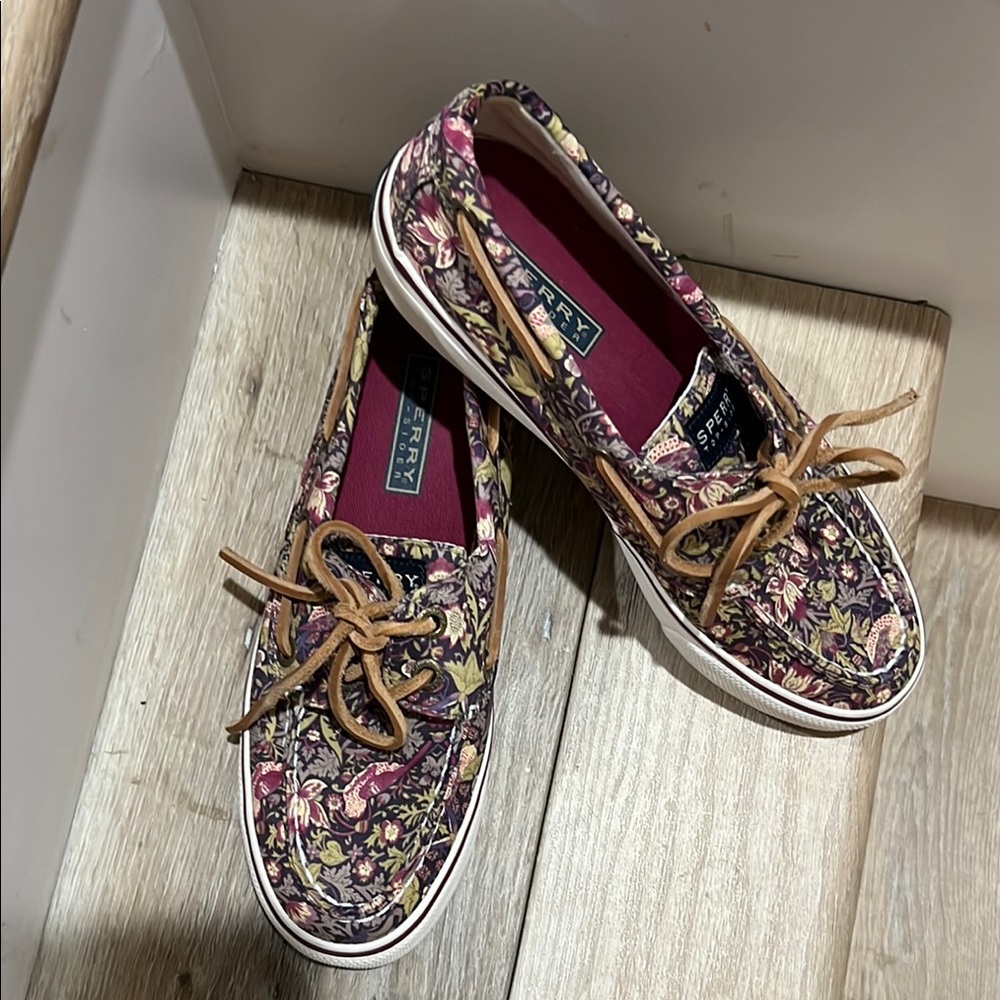 Sperry, Floral Canvas Women's Boat Shoes; top-sider loafers, size 5.5 - Picture 5 of 10